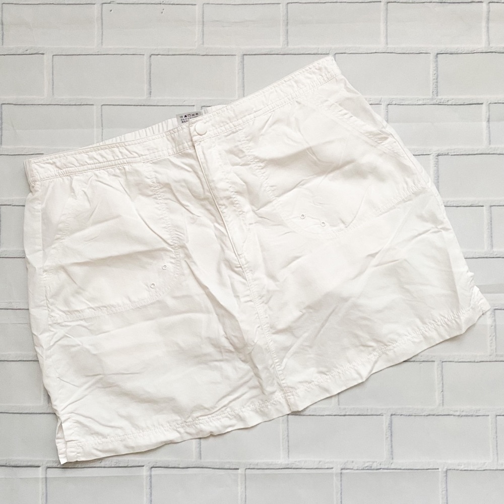 Lands’ End White Utility Skort